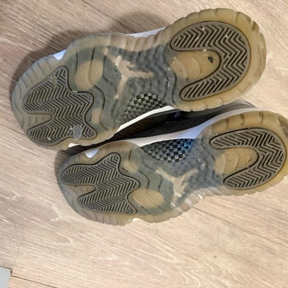Jordan 11 cool grey Worn - Picture 6 of 6